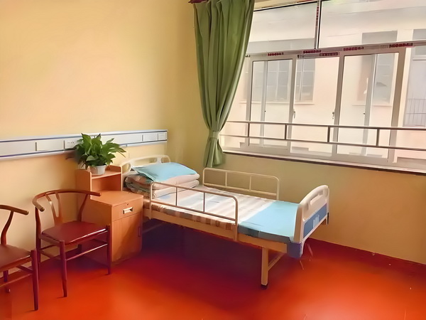 深圳办积分户口_陈佩斯电影《戏台》：嬉笑过后，无尽悲凉 婚姻为下蒙上也会一段阴影